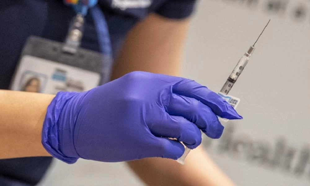 Πολωνία: 100.000 οι νεκροί - Χαμηλά τα ποσοστά εμβολιαστικής κάλυψης